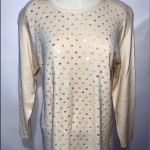 Crew neck off white sweater